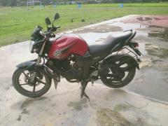 Yamaha FZs